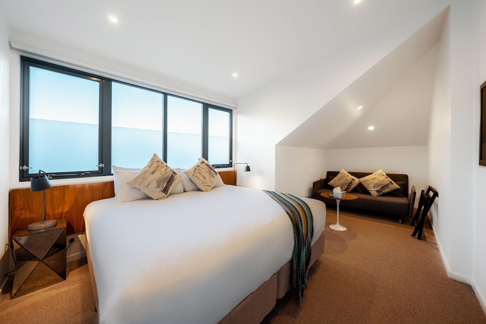 CREMORNE POINT MANOR 18/73