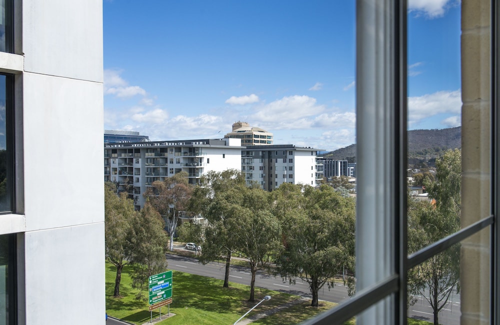 Mantra On Northbourne Canberra 46/50