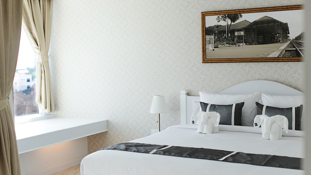 B2 Hua Hin Premier Resort 13/22