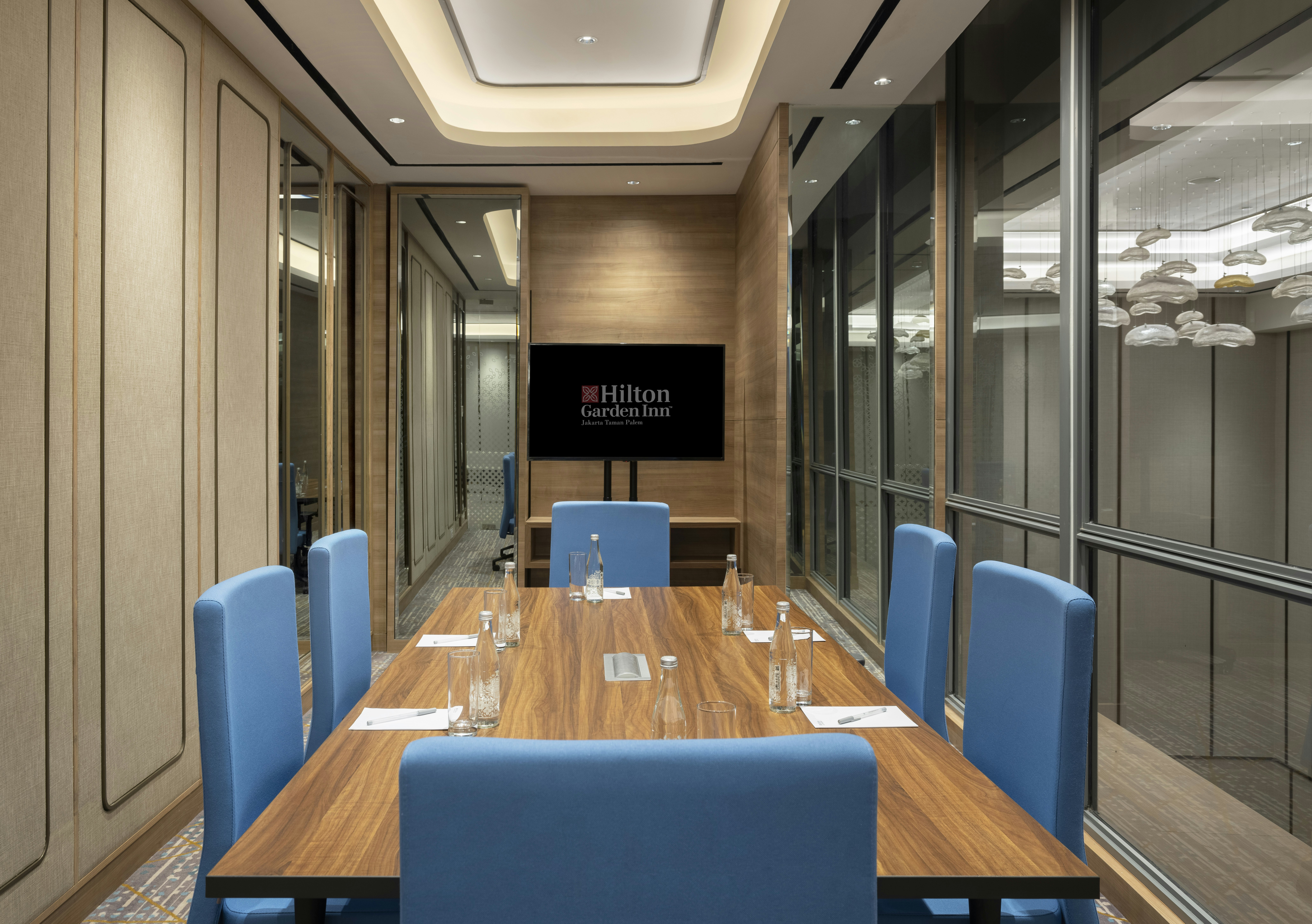 Hilton Garden Inn Jakarta Taman Palem 56/63