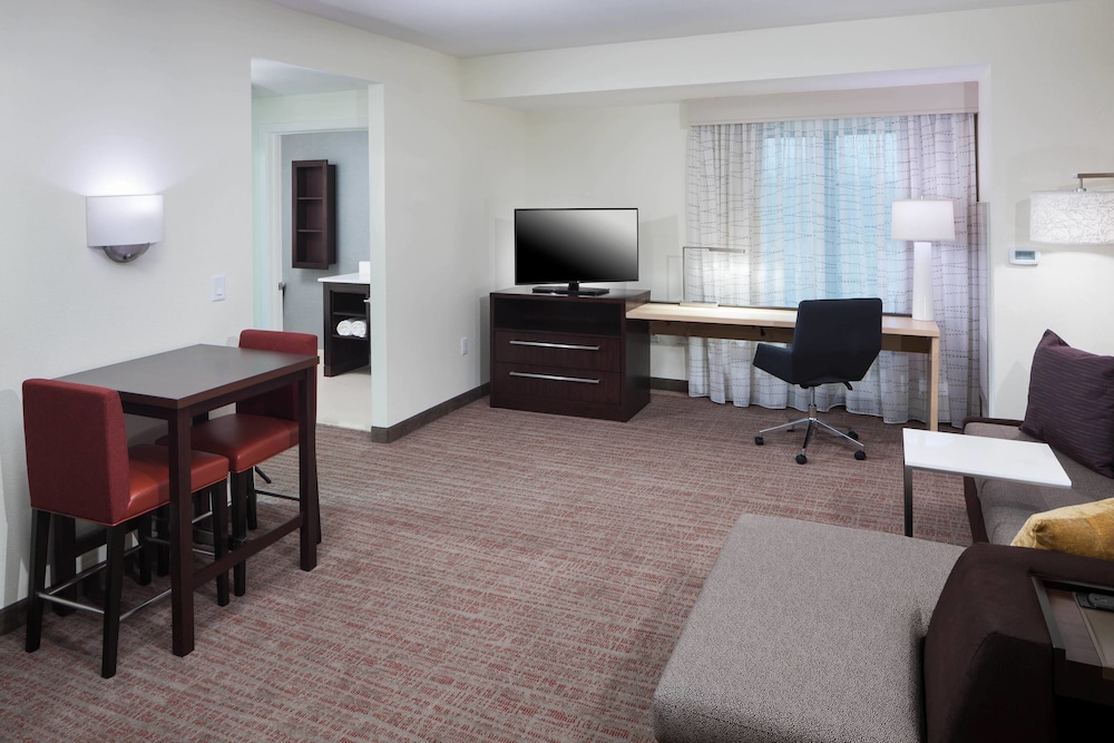 Residence Inn Near Universal Orlando 30/48