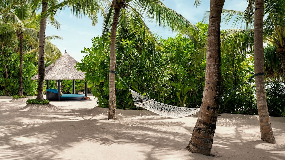 Naladhu Private Island Maldives 52/65