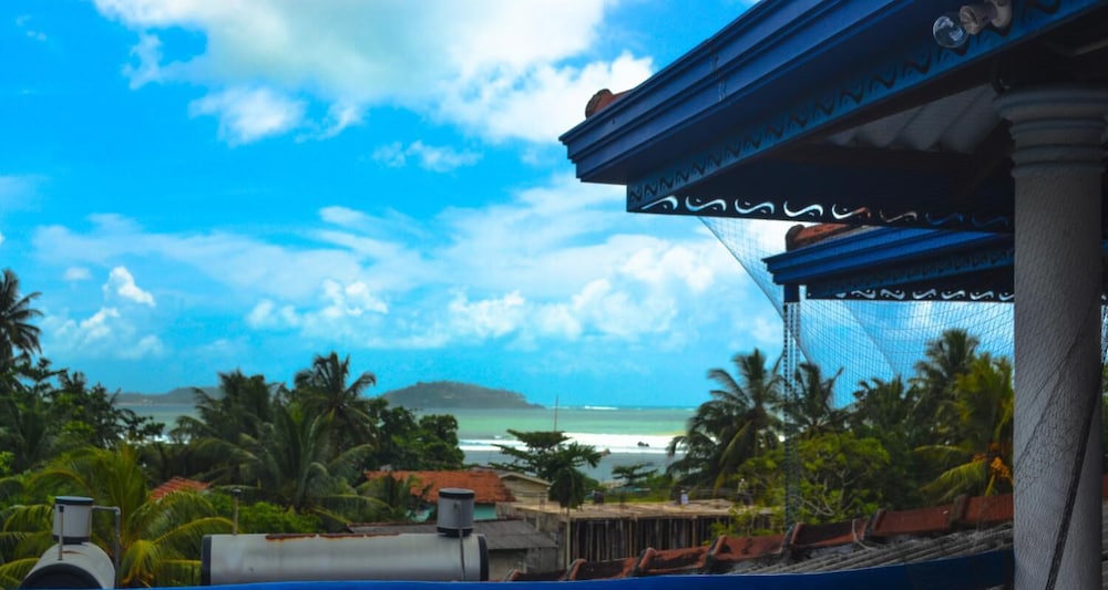 Castle Bay Resort 3/39