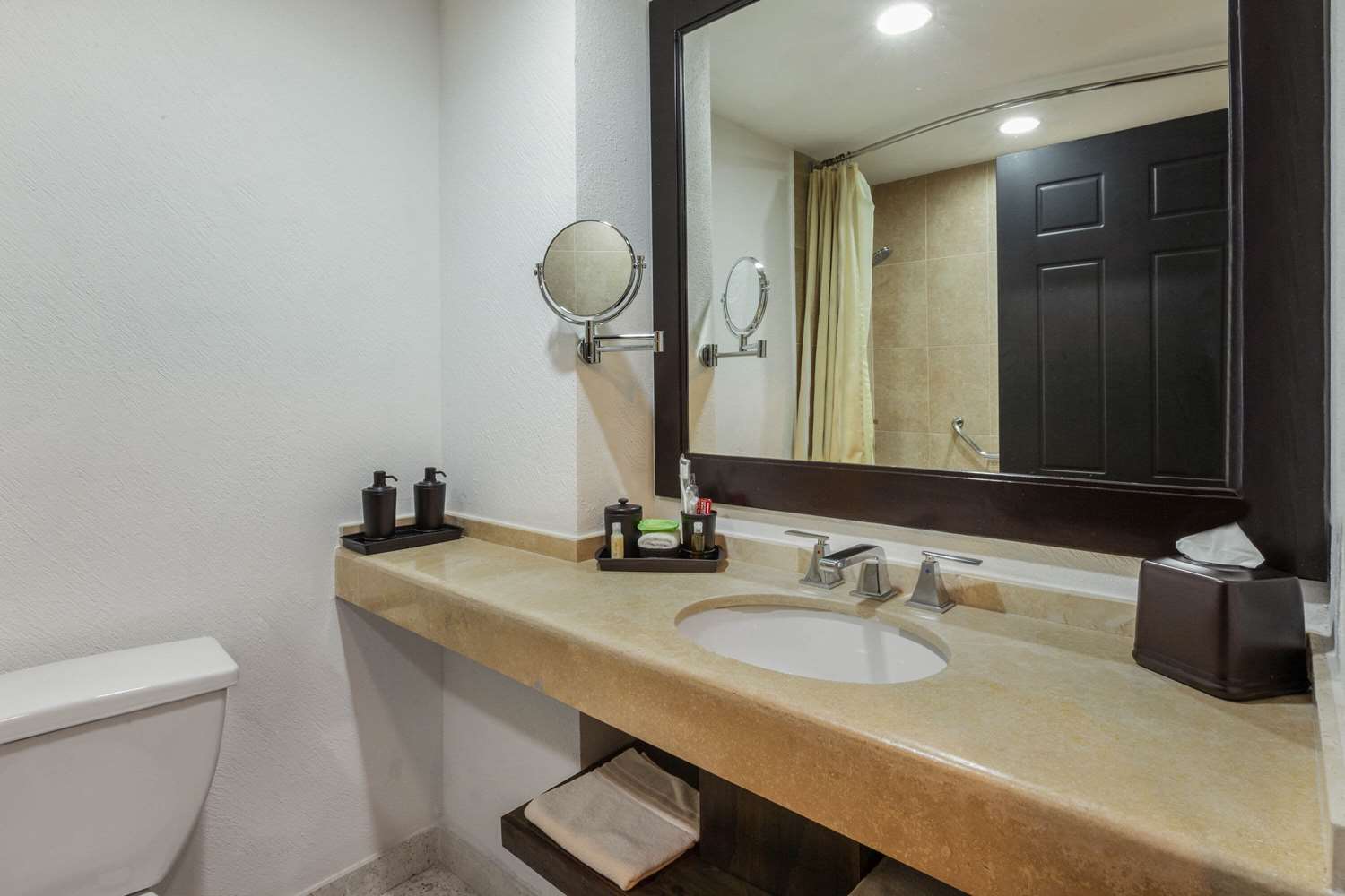 La Quinta by Wyndham Poza Rica 37/38
