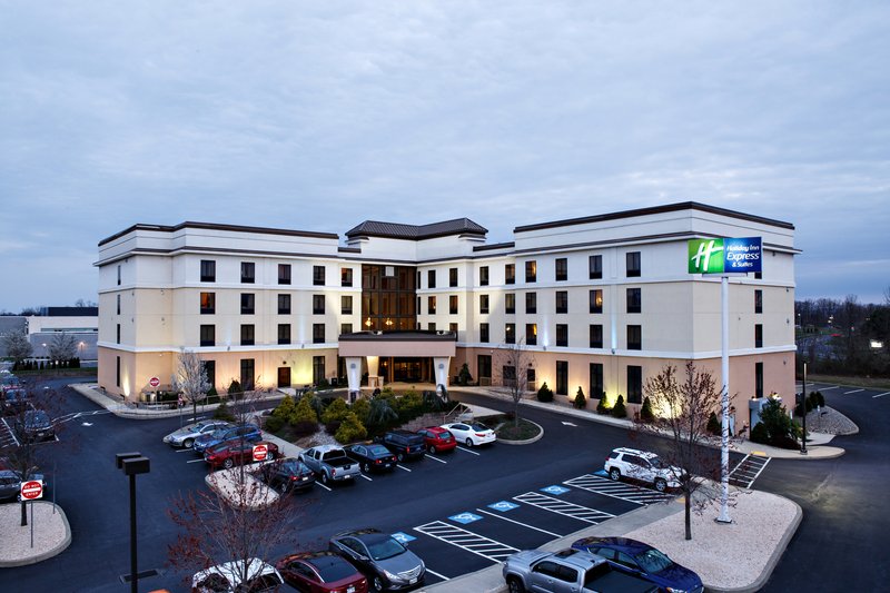 Holiday Inn Express & Suites Harrisburg W - Mechanicsburg 11/65