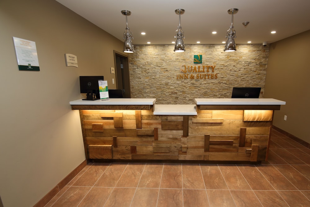 Quality Inn & Suites Bathurst, NB 4/50