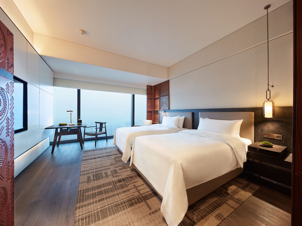 Shangri-La Nanning 16/48