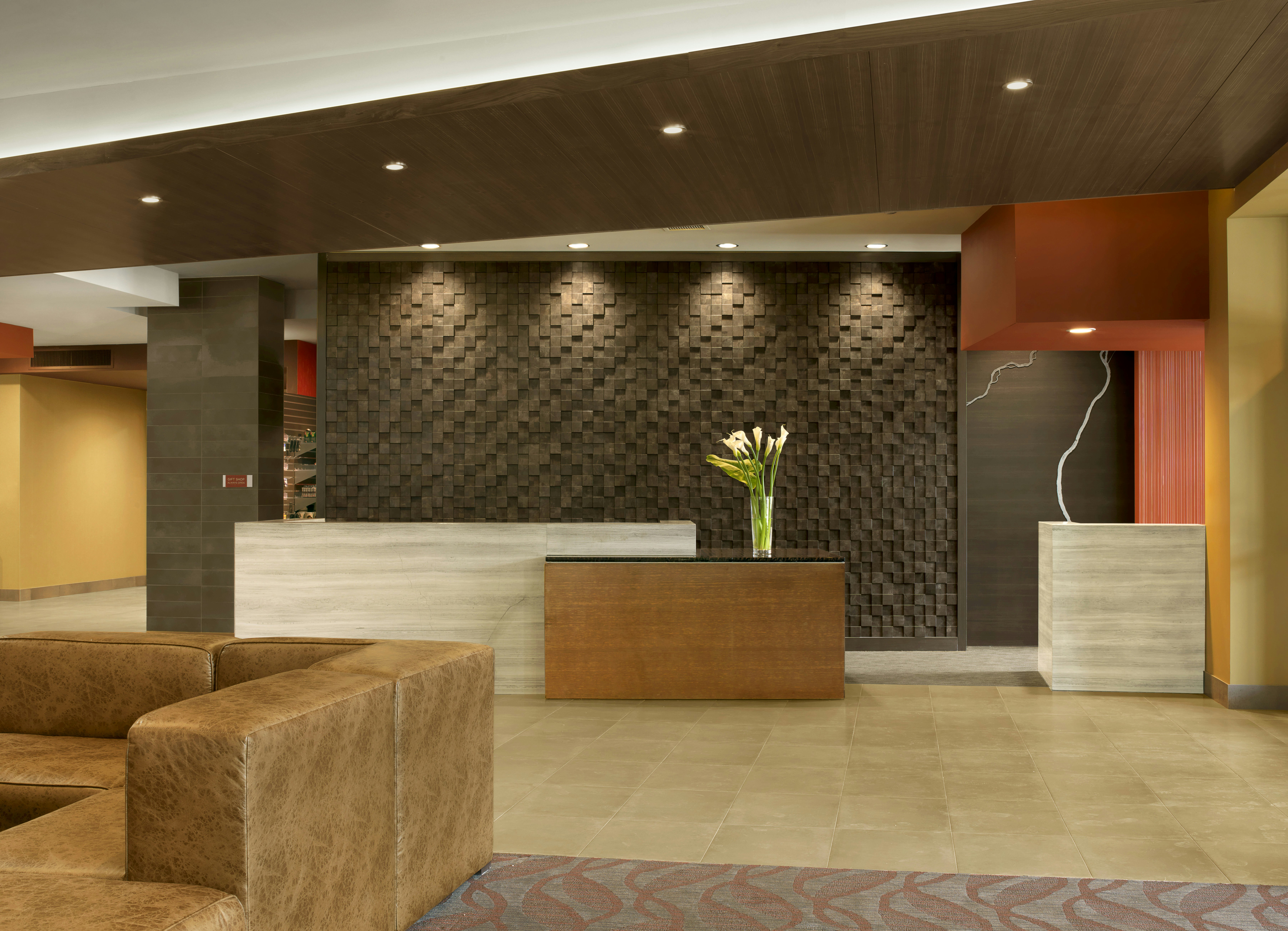 The Broadway Columbia A Doubletree By Hilton 6/41