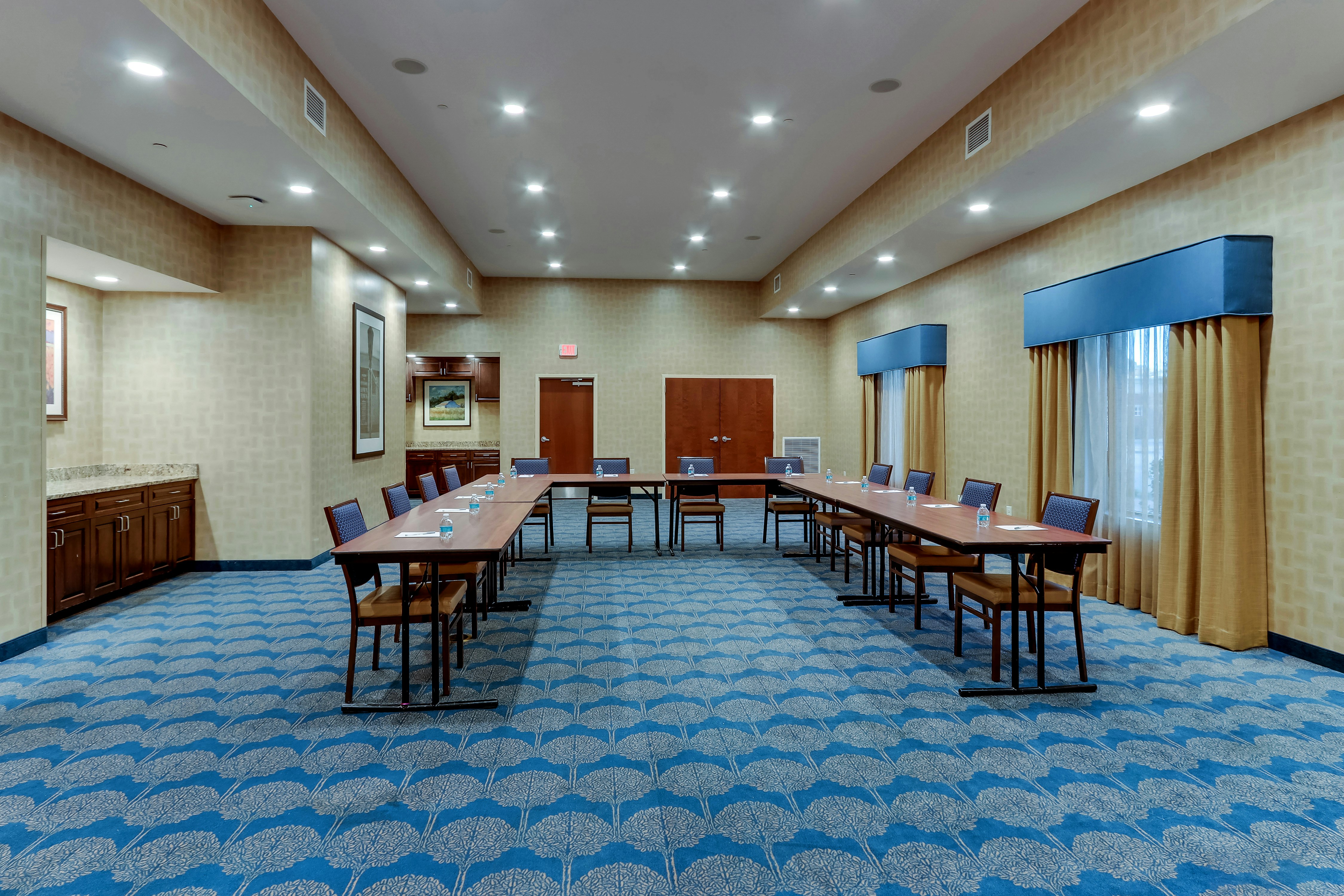 Hampton Inn & Suites Hartsville 51/76