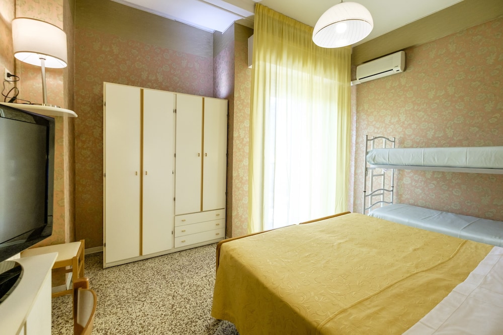 Hotel Giumer 17/28
