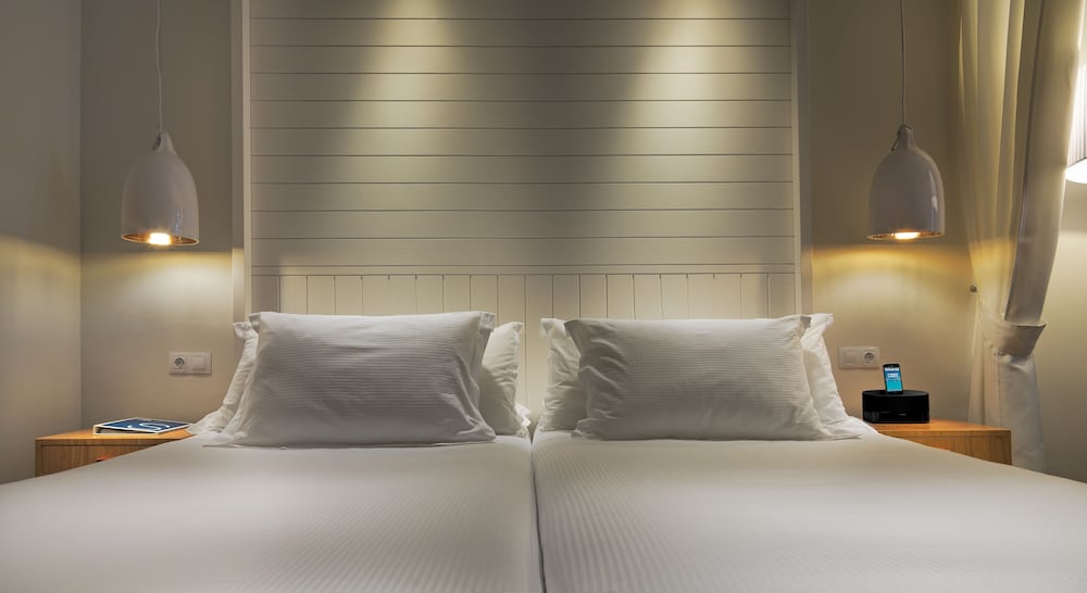 H10 Conquistador Hotel 21/77