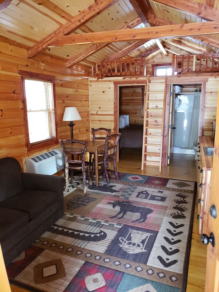 Cabins of Mackinaw 42/53