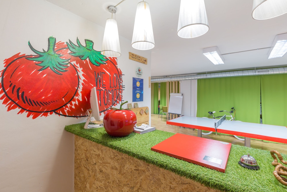 Tomate Rooms 10/50
