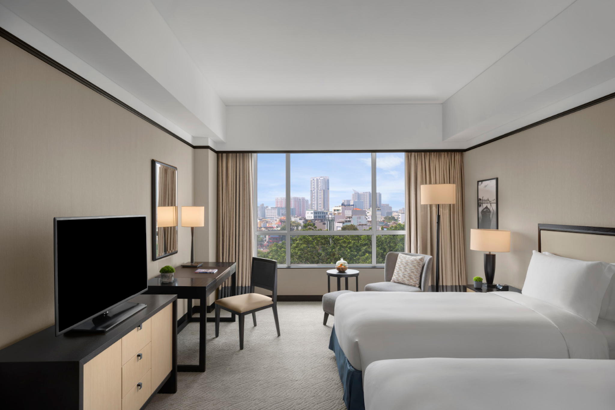 New World Saigon Hotel 33/77
