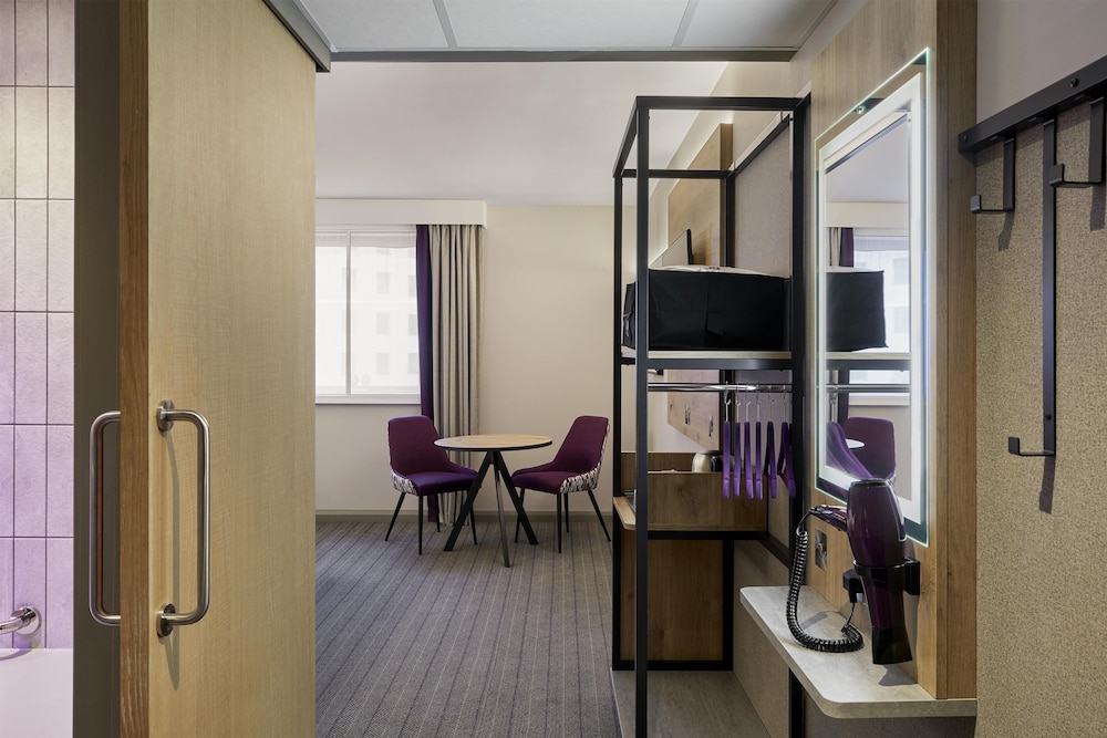 Premier Inn Bracknell Twin Bridges 19/26