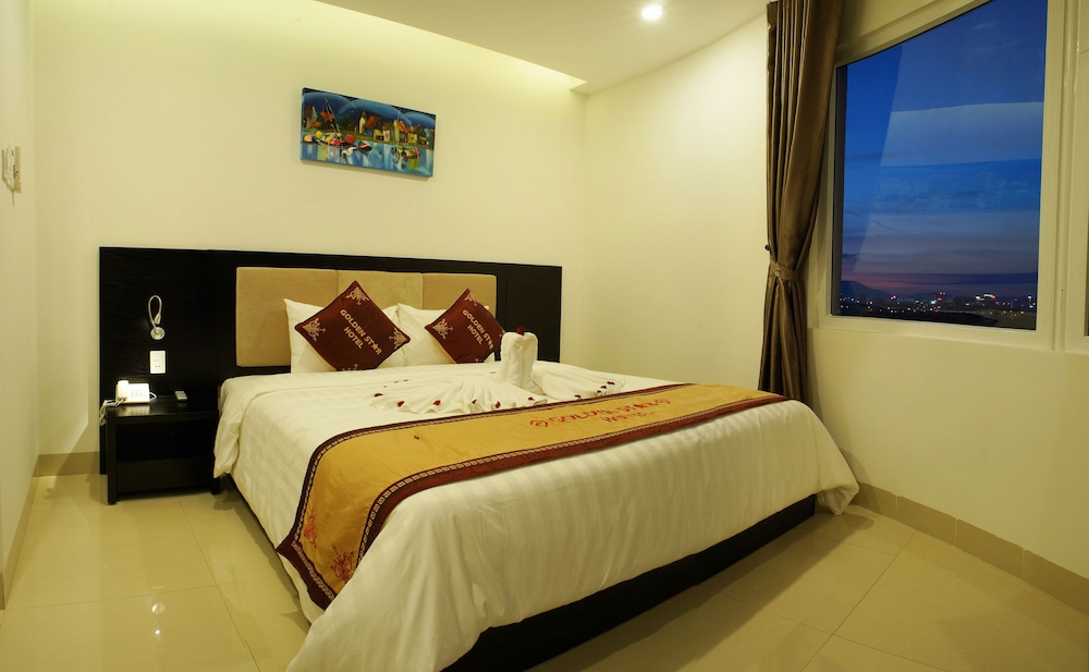 Golden Star Hotel 16/69