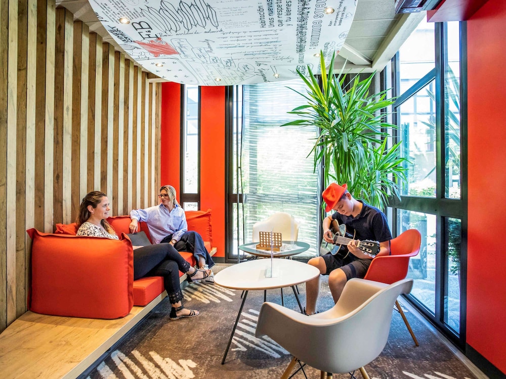 Ibis Bourges 55/70
