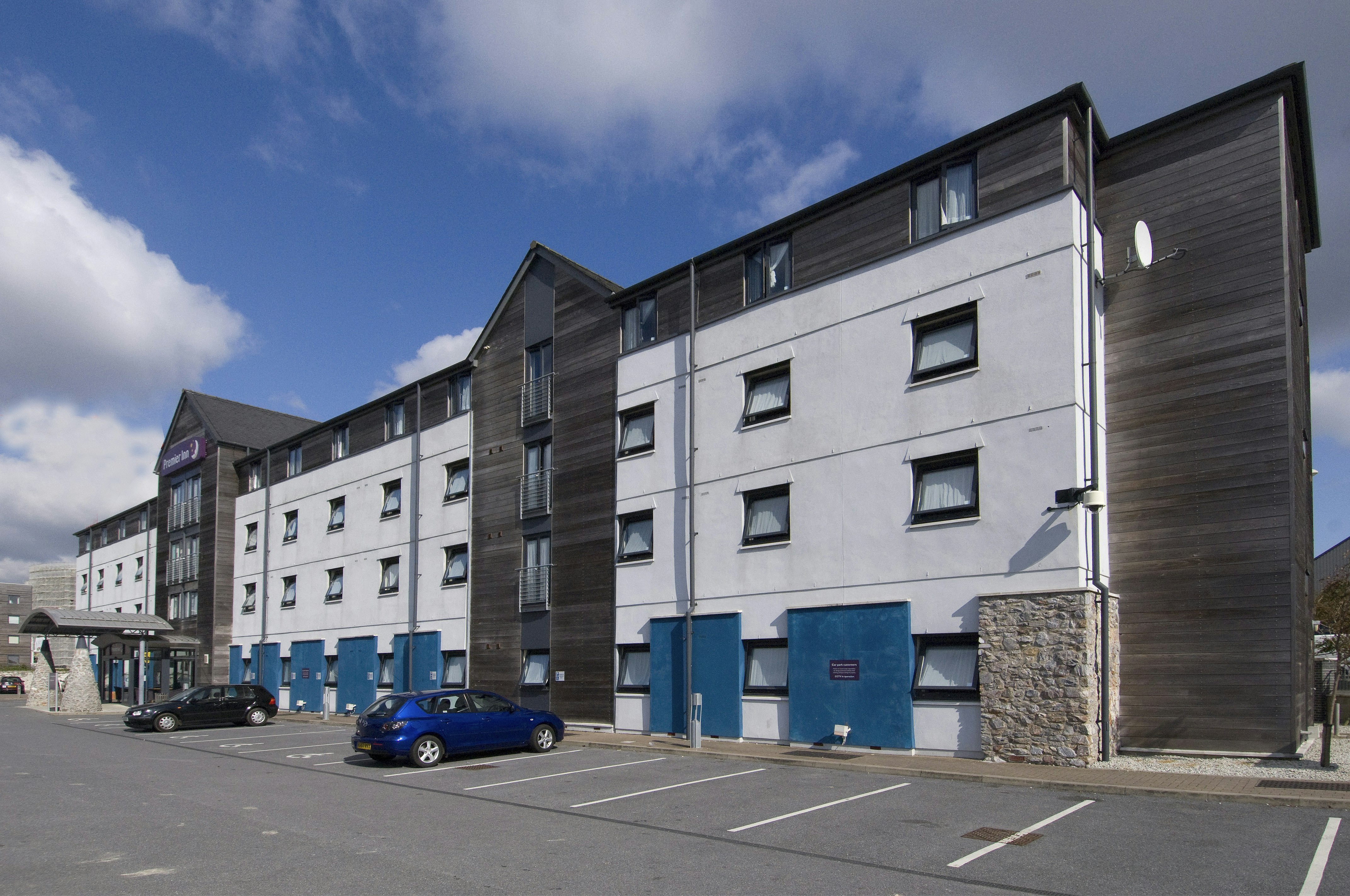 Premier Inn Plymouth (Sutton Harbour) 49/56