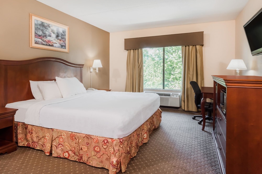 Ramada By Wyndham Harrisburg/Hershey Area 14/59