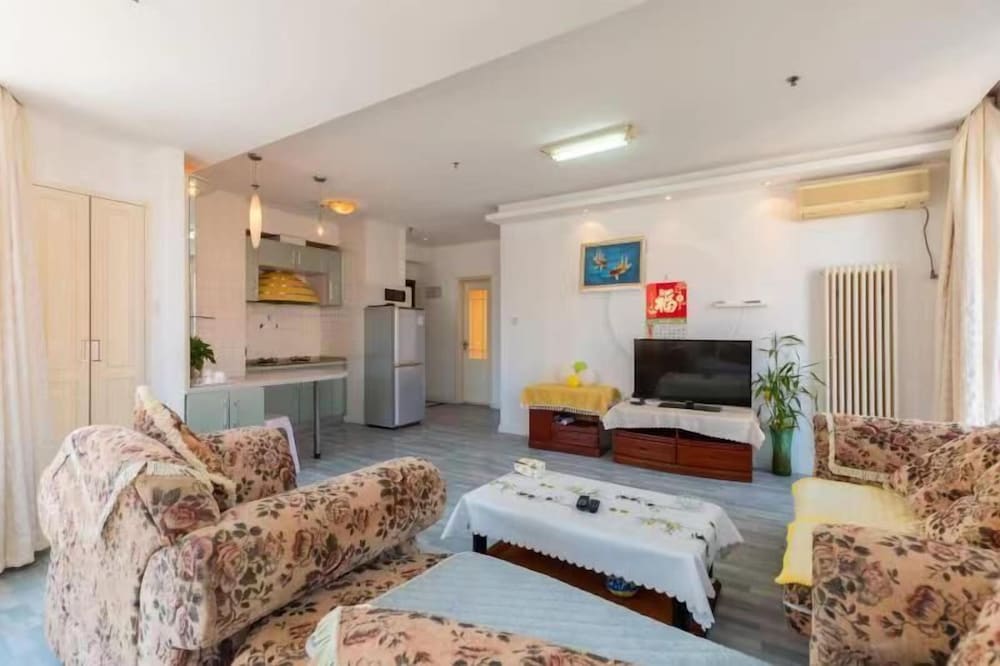 Dalian Xiuzhu Building Apartment 24/50