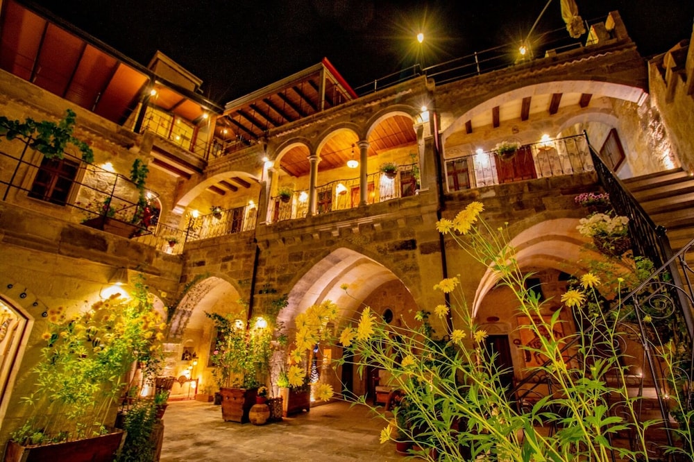 Aren Cave Hotel 2/50