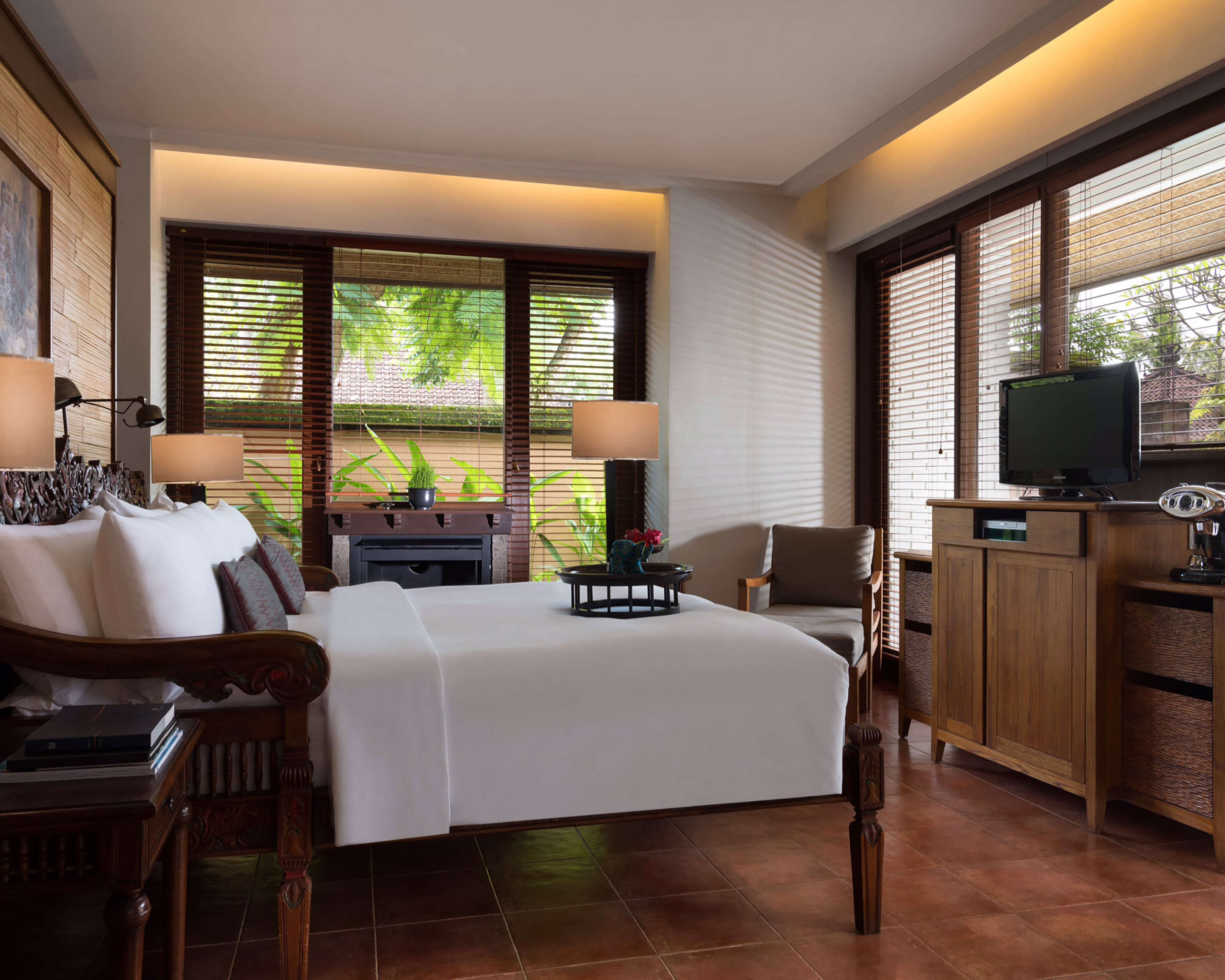 1 Bedroom, Pool, Club