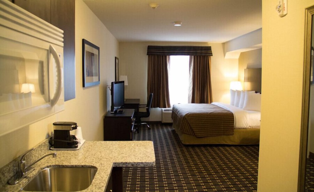 Sigma Inn & Suites Melville 26/28