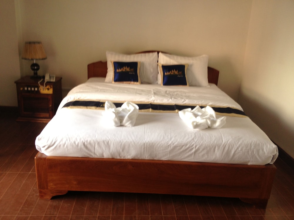 Emerald Bb Battambang Hotel 28/43