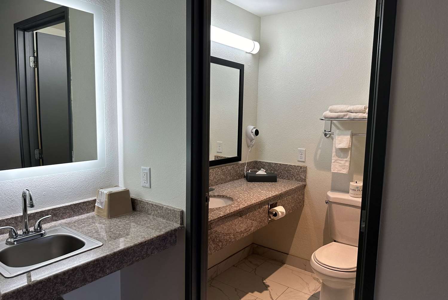 Ramada by Wyndham Waupaca 19/22