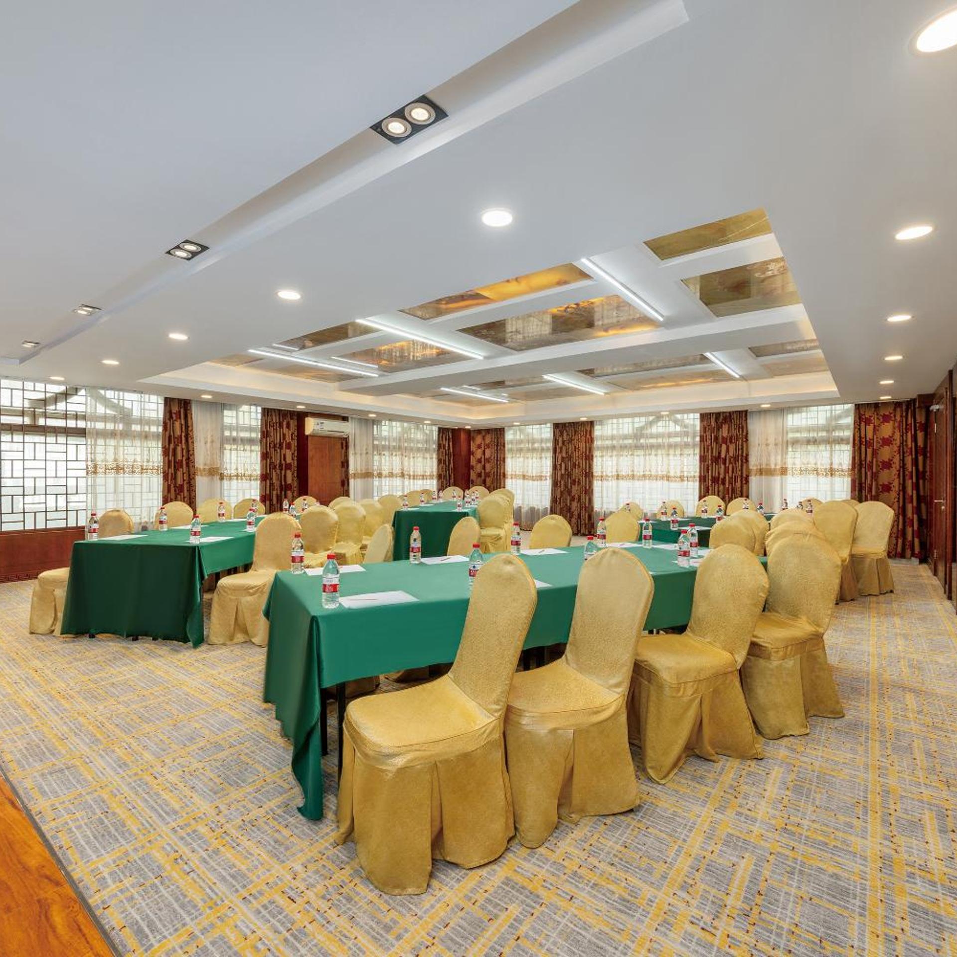 Vienna International Hotel (Xi'an Big Goose Pagoda) 46/51