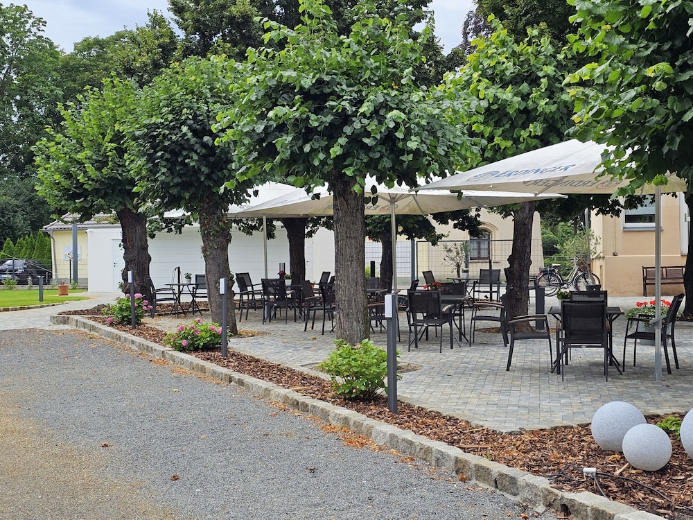 Parkhotel Senftenberg 43/60