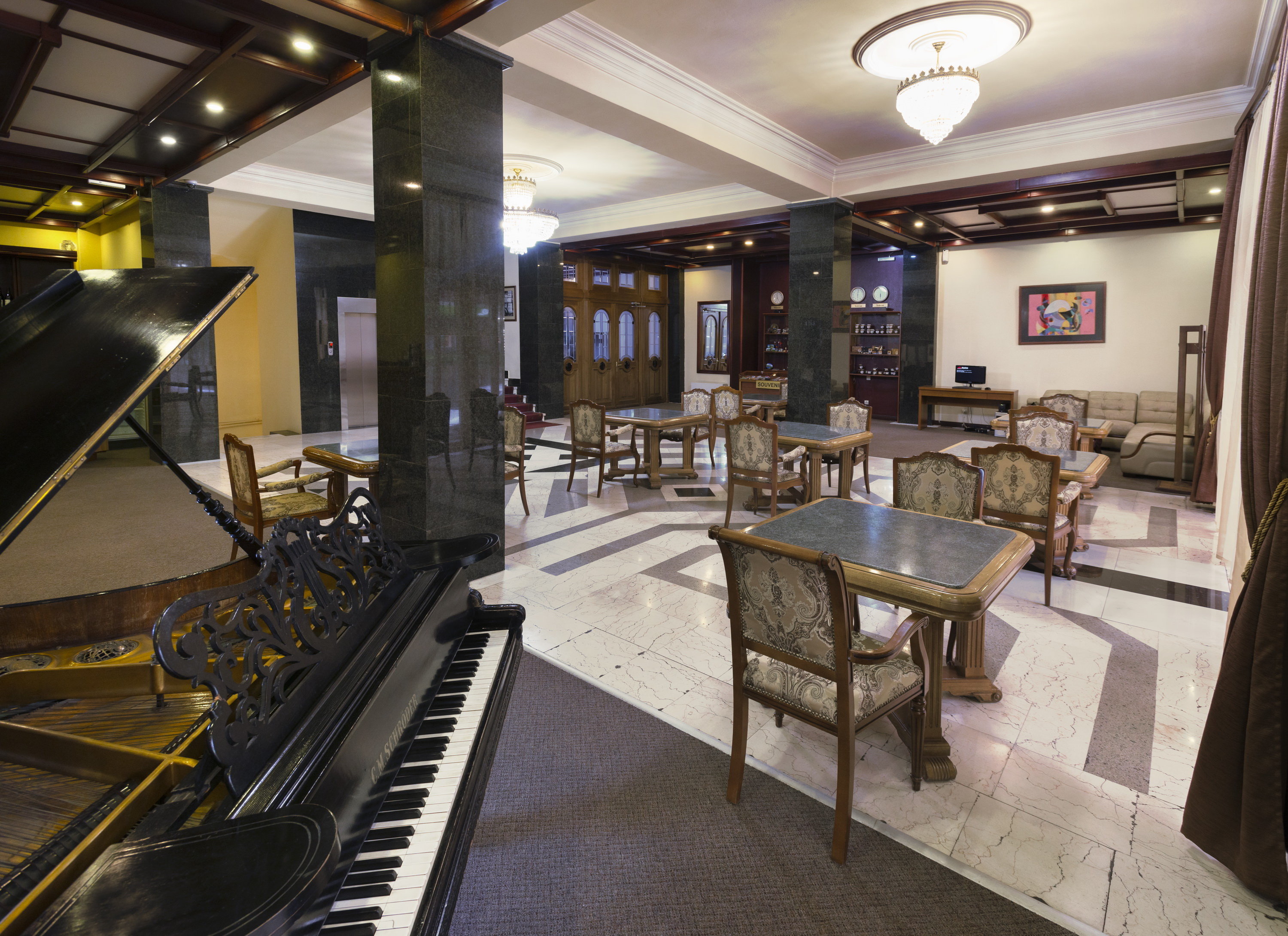 Ani Central Inn Ex Silachi 55/66