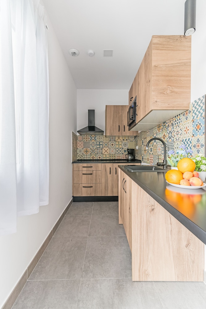 Open Sea Suites 10/47