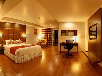 Junior Suite, Studio, Double Bed, City View