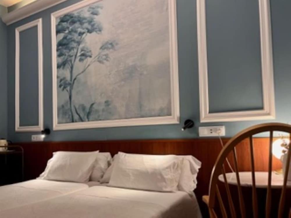 Hostal La Vera 37/50