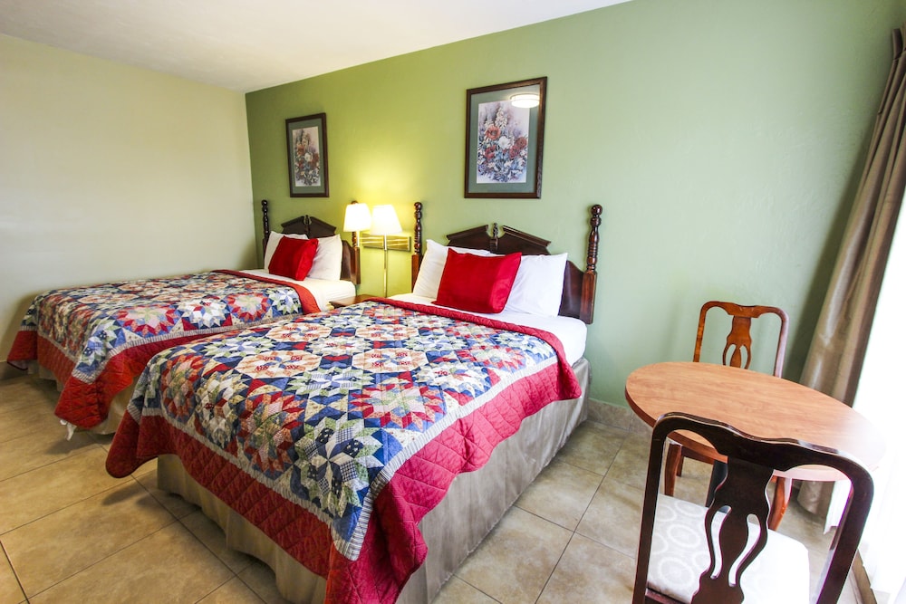 Oceans Beach Resort Suites 21/67