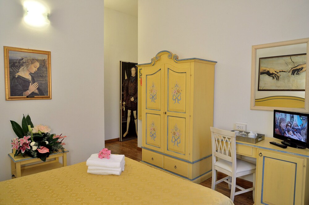 Hotel Vasari 37/56