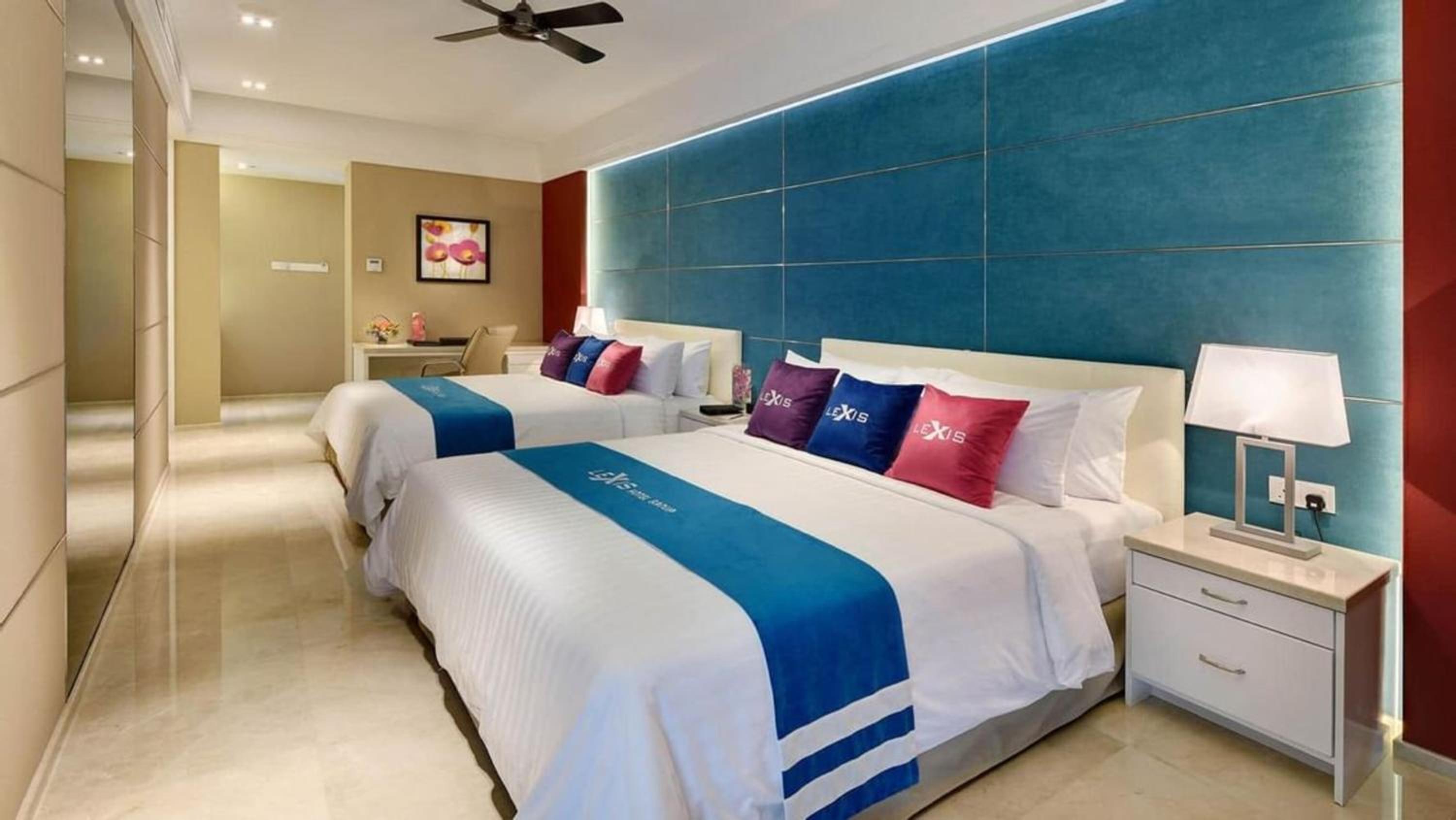 Pool, Premium, Suite, 2 Double Beds