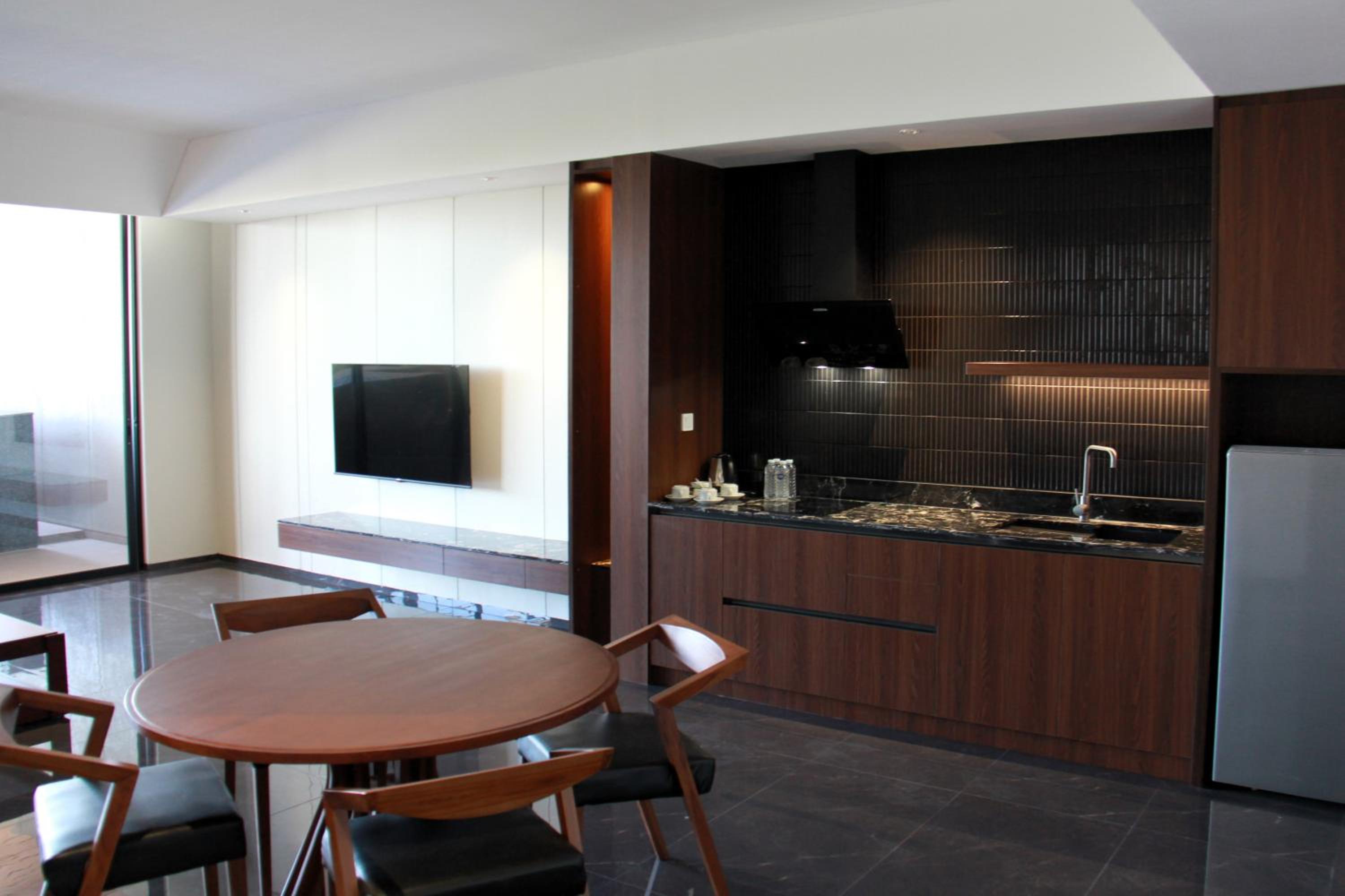 Moscato Hotel and Cafe 28/39