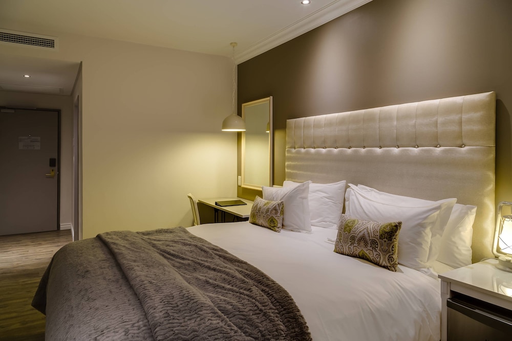 Protea Hotel Kimberley 15/65
