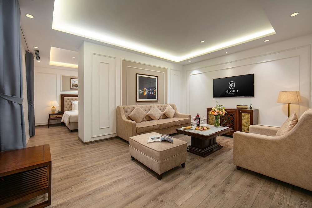 Gloud Hotel 37/50