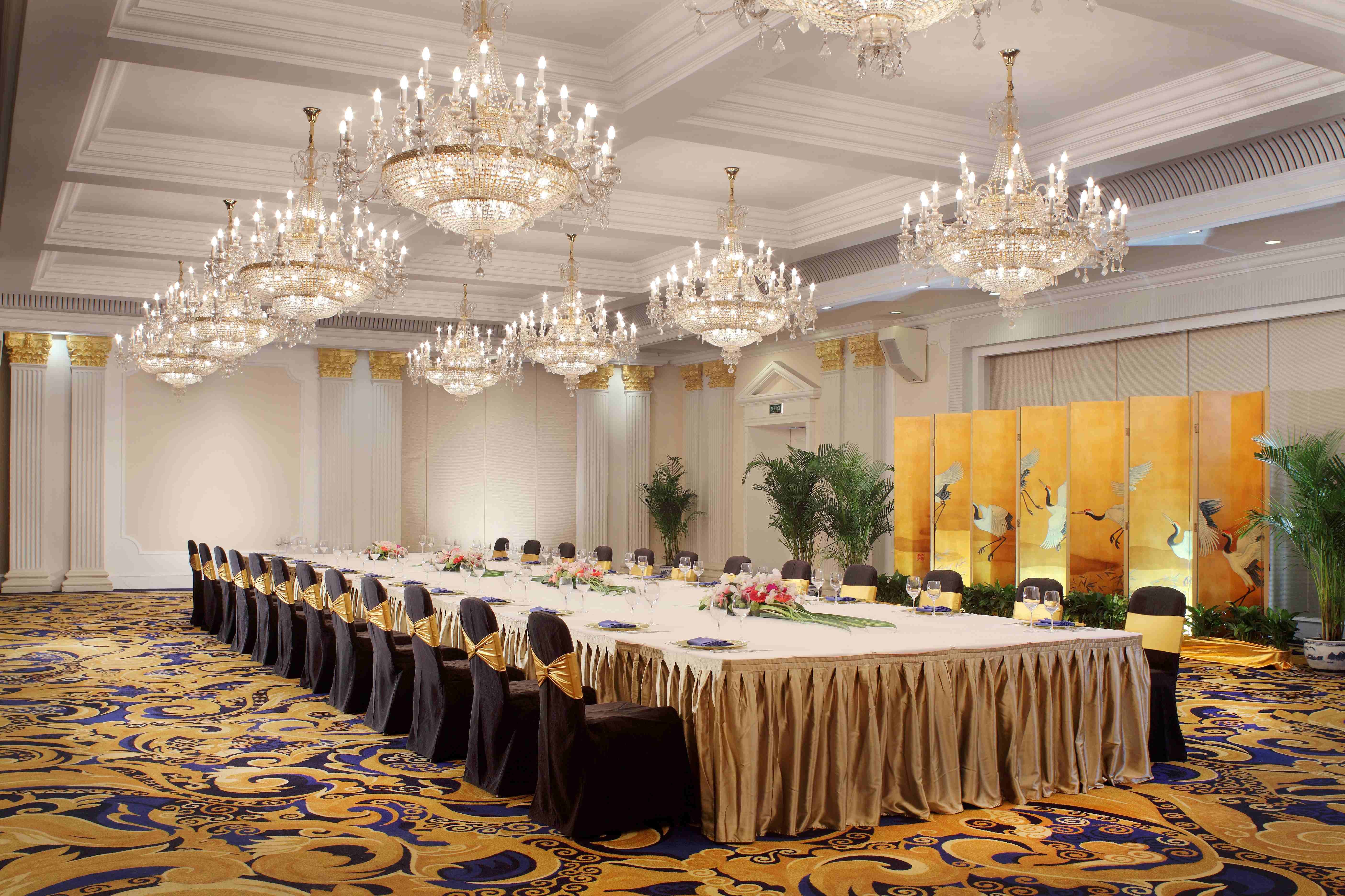 Holiday Inn Chengdu Century City - East Tower 34/39