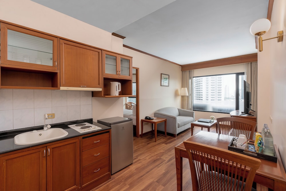 غرفة جونيور بسرير كينج بغرفة نوم واحدة، GRAND DIAMOND SUITES 9/9