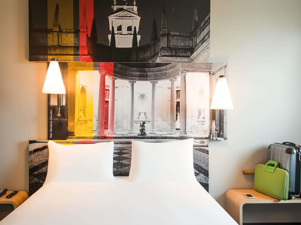 Ibis Milano Fiera 27/70