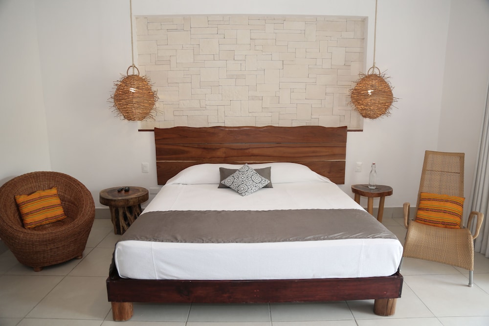 Niik Tulum 24/82