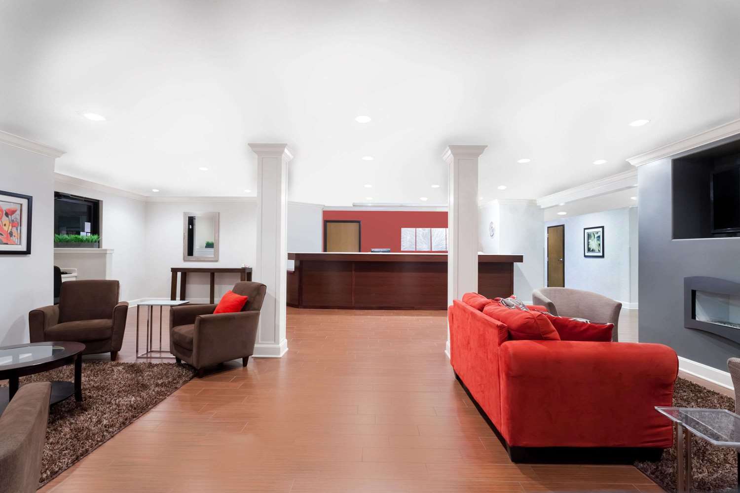 Ramada by Wyndham Tell City 25/35