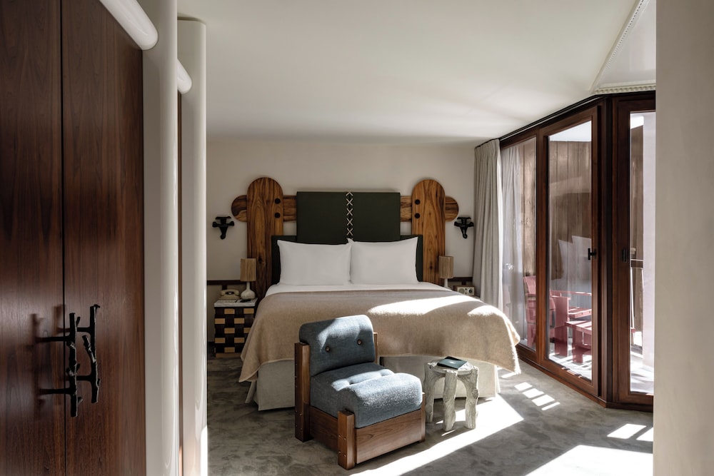 Junior Suite, King Bed
