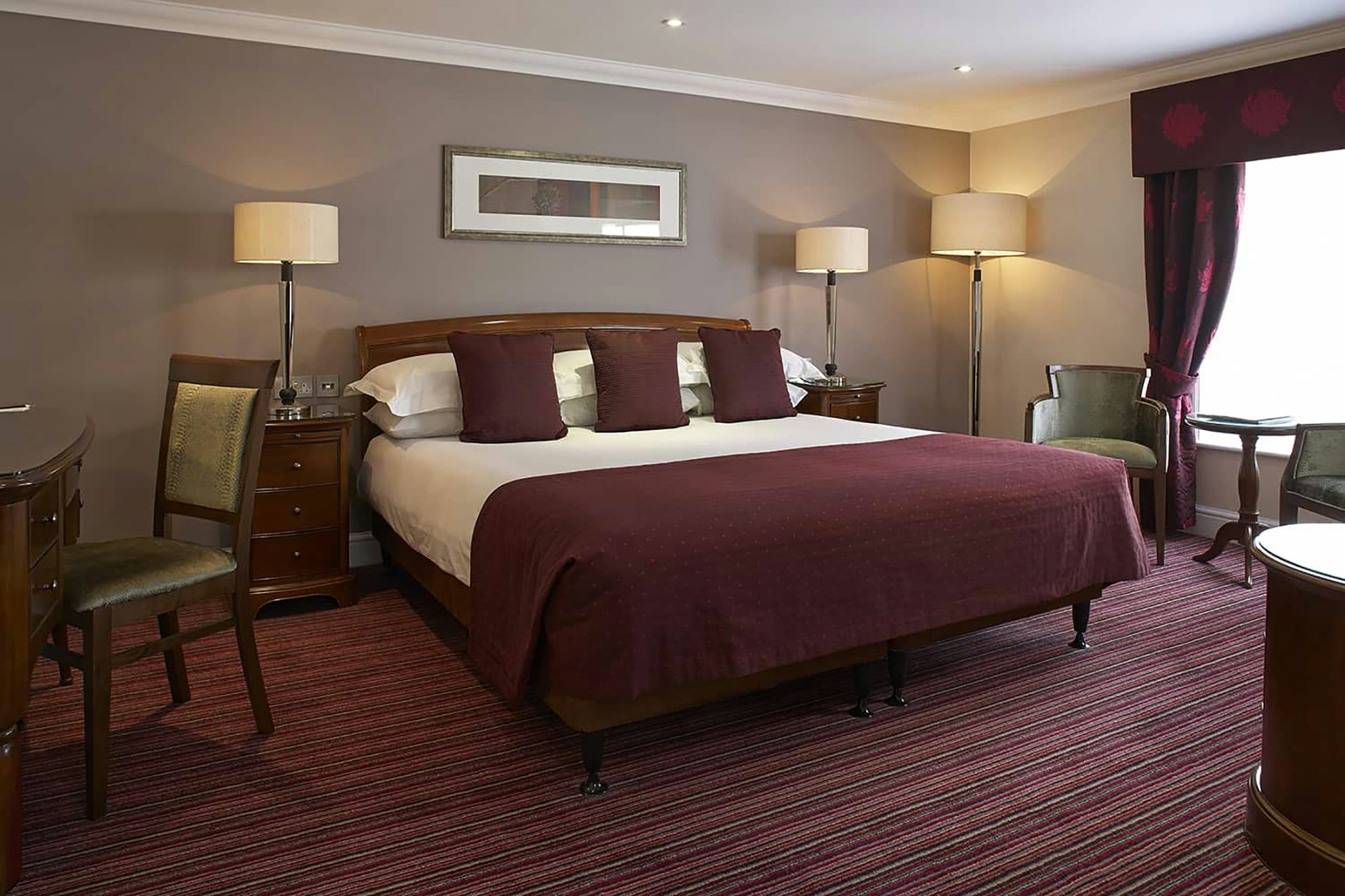 SIR CHRISTOPHER WREN HOTEL AND SPA 33/84