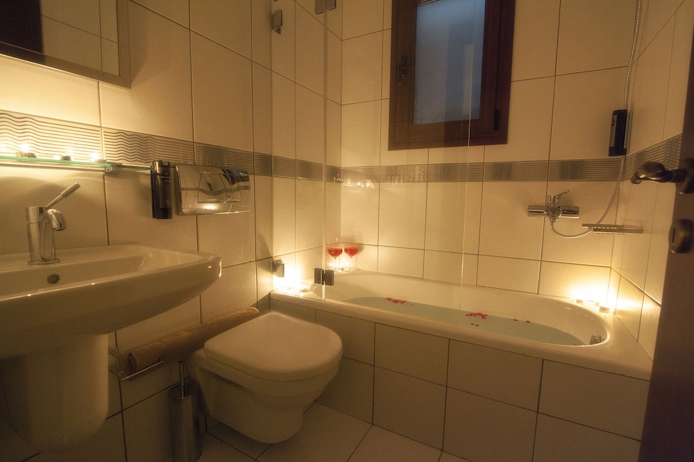 Pearls of Crete - Holiday Residences 66/69