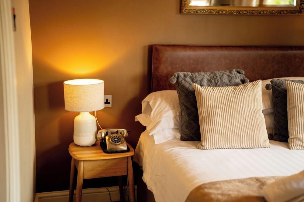The Gower Hotel 19/50